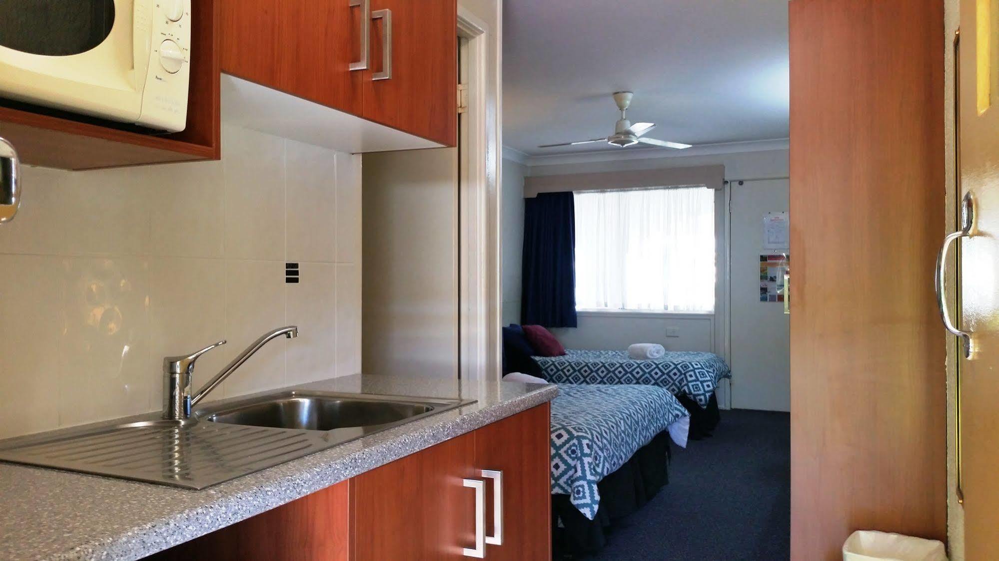 Bundaberg Coral Villa Motor Inn Kültér fotó