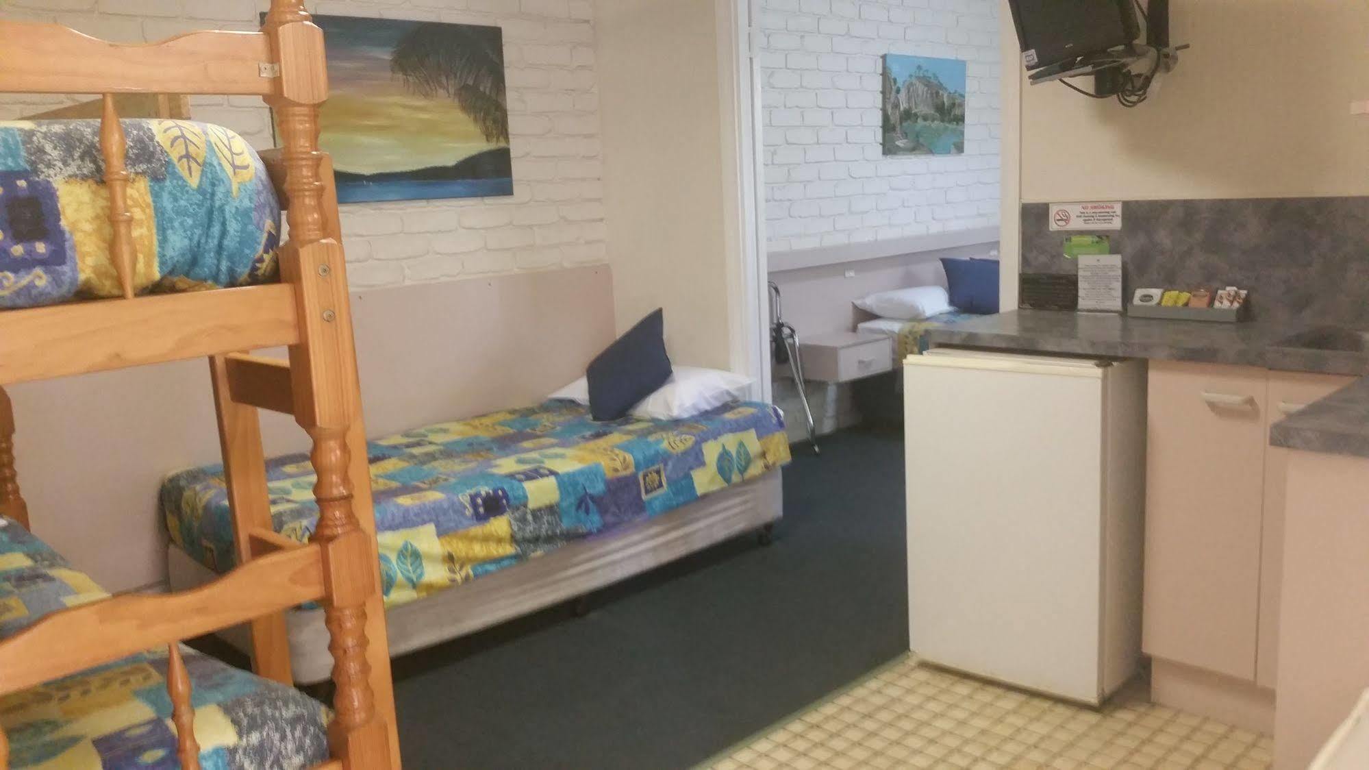 Bundaberg Coral Villa Motor Inn Kültér fotó