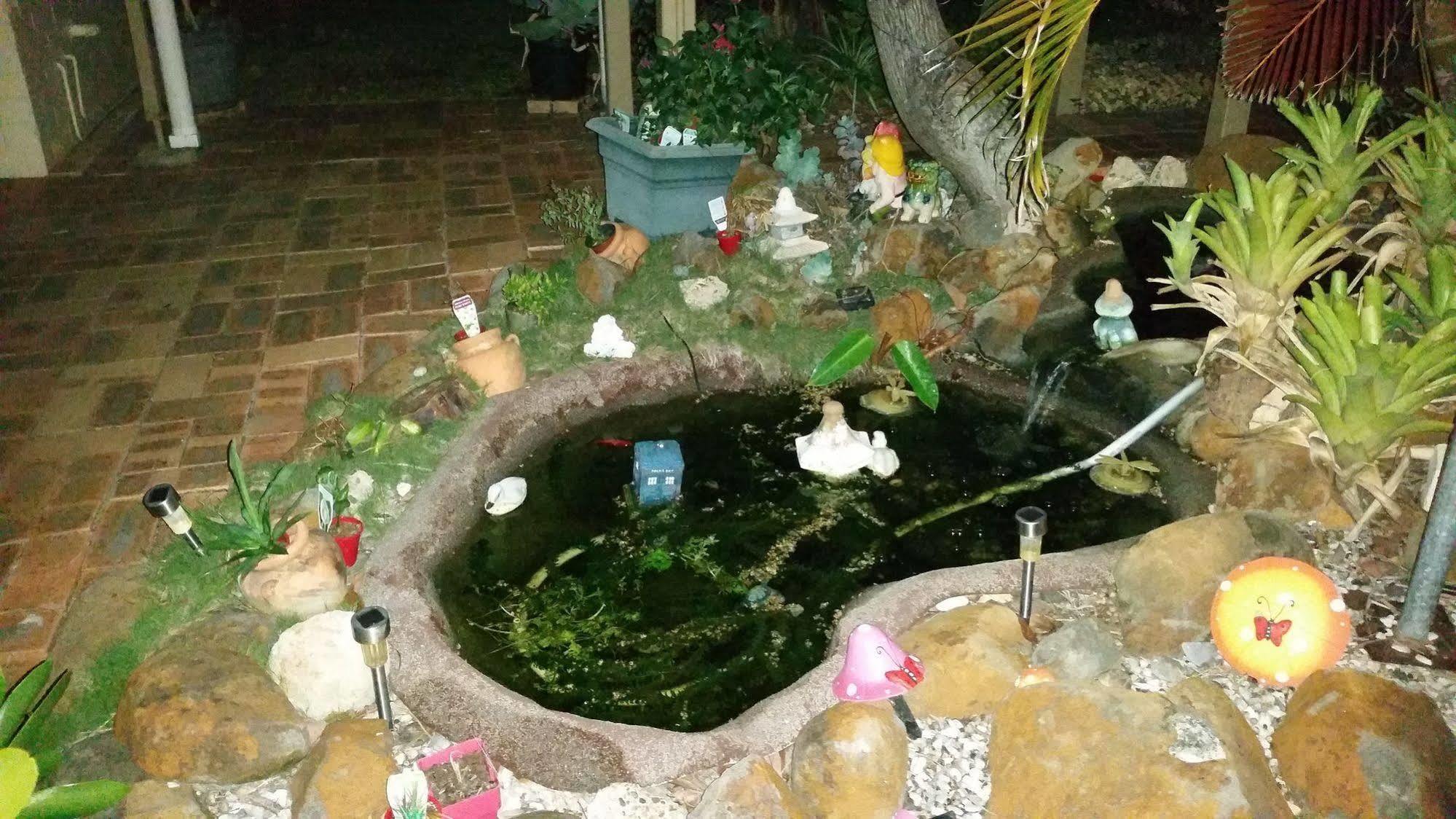 Bundaberg Coral Villa Motor Inn Kültér fotó